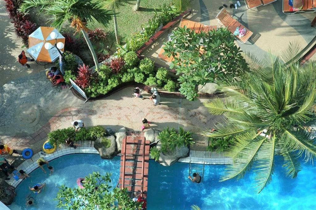 탄중붕가 Sea View Paradise 아파트 외부 사진